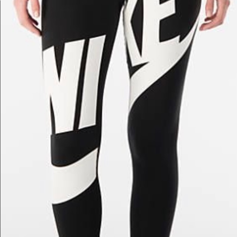 Nike Sz M black leggings